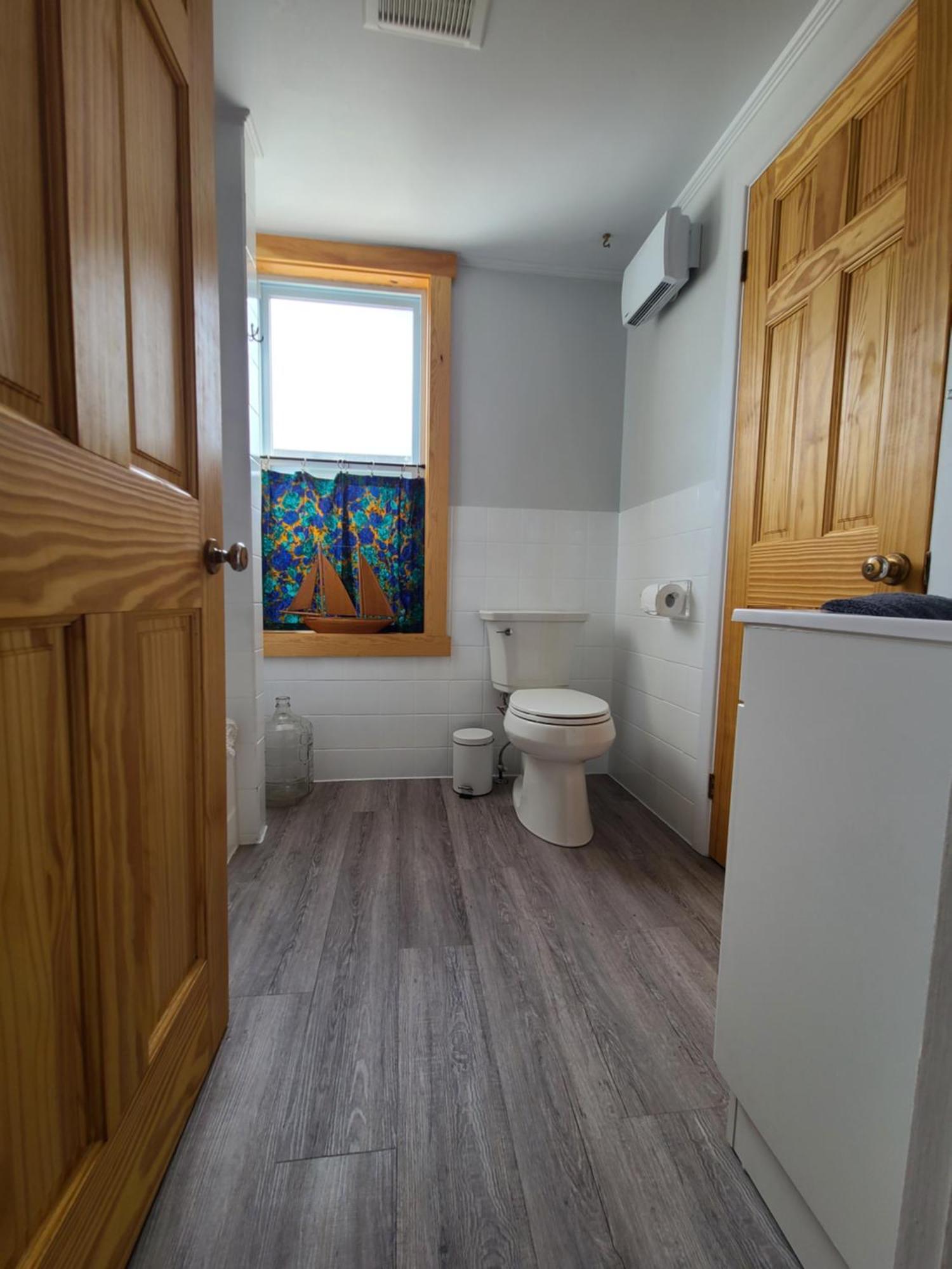 La Petite Auberge Sur Queen Роудън Екстериор снимка